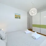 Apriori - Free Parking Zadar
