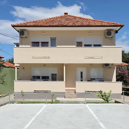 Apriori - Free Parking Lägenhet