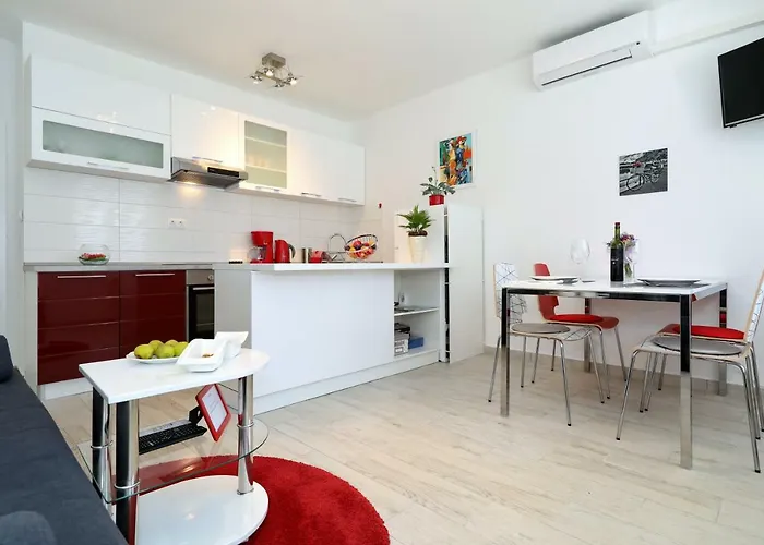 Apriori - Free Parking *