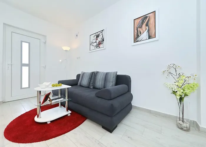 Apriori - Free Parking