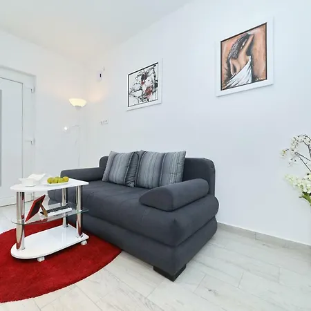 Apriori - Free Parking