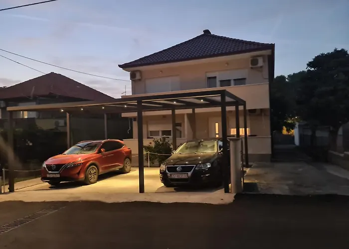 Apriori - Free Parking *